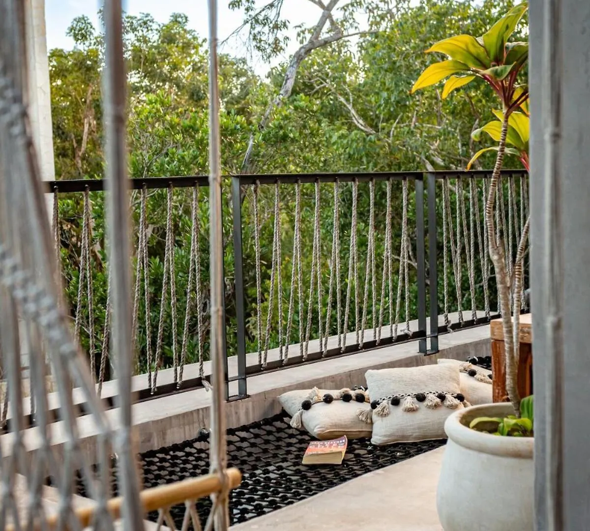 Spectacular Luxury Villa, 3 Bedrooms, Private Pool Tulum Villa